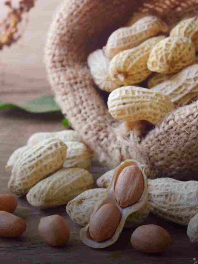 इन खाद्य पदार्थों के बाद पानी पीना है नुकसानदायक